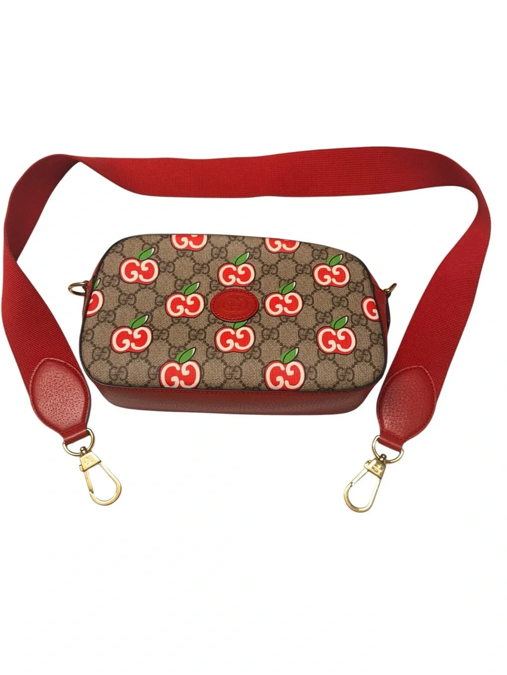 Gucci GG Supreme Apple Camera Bag limited capsule collection preppy girhoodcore
